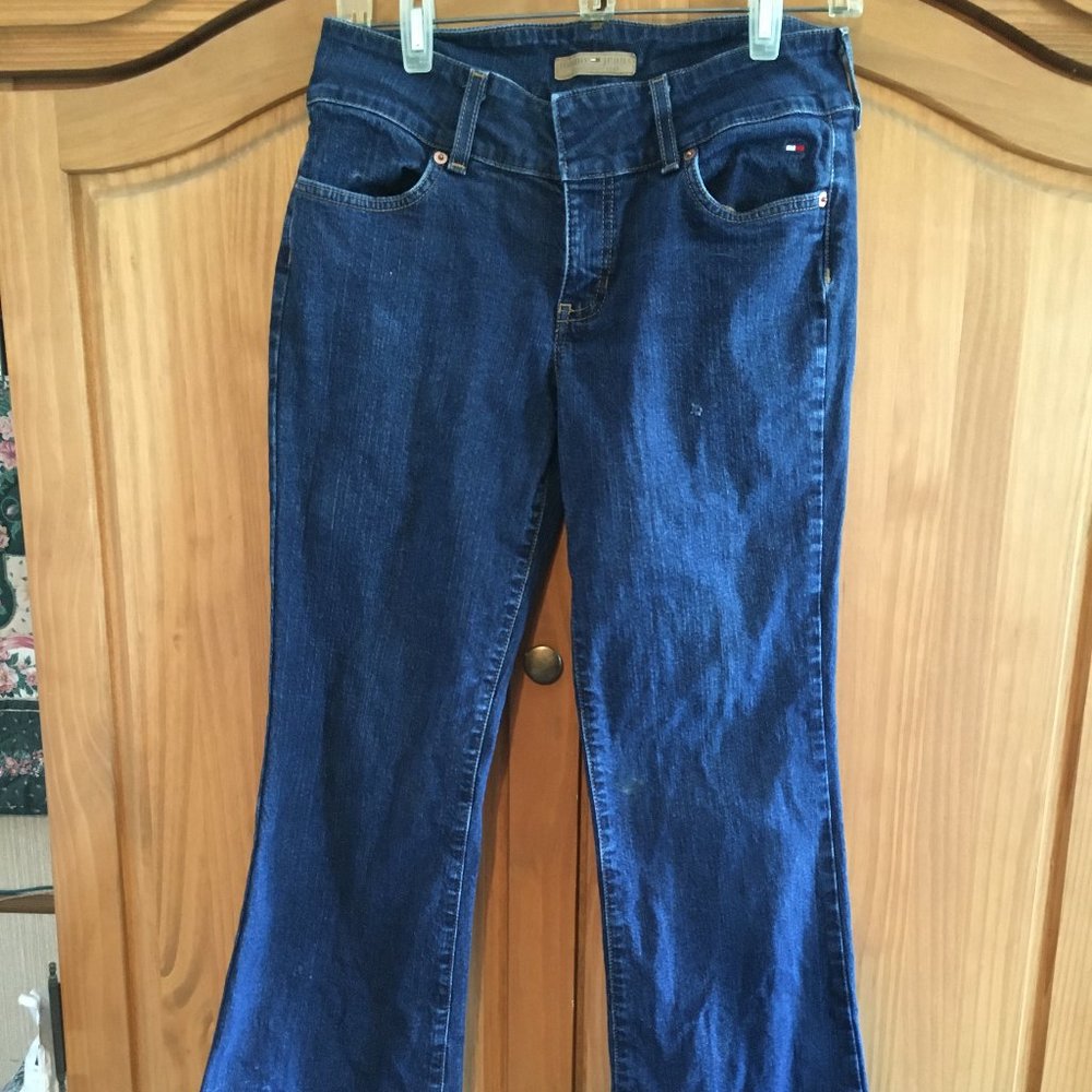 USED TOMMY JEANS BLUE DENIM SIZE 9